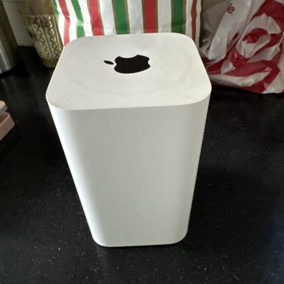 Apple‎ A1521 AirPort Extreme Base Station Wireless Router Only Untested - Picture 7 of 7